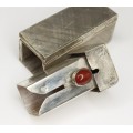 Suport pentru ruj, din argint | anturaj de carnelian | atelier italian - anii' 40